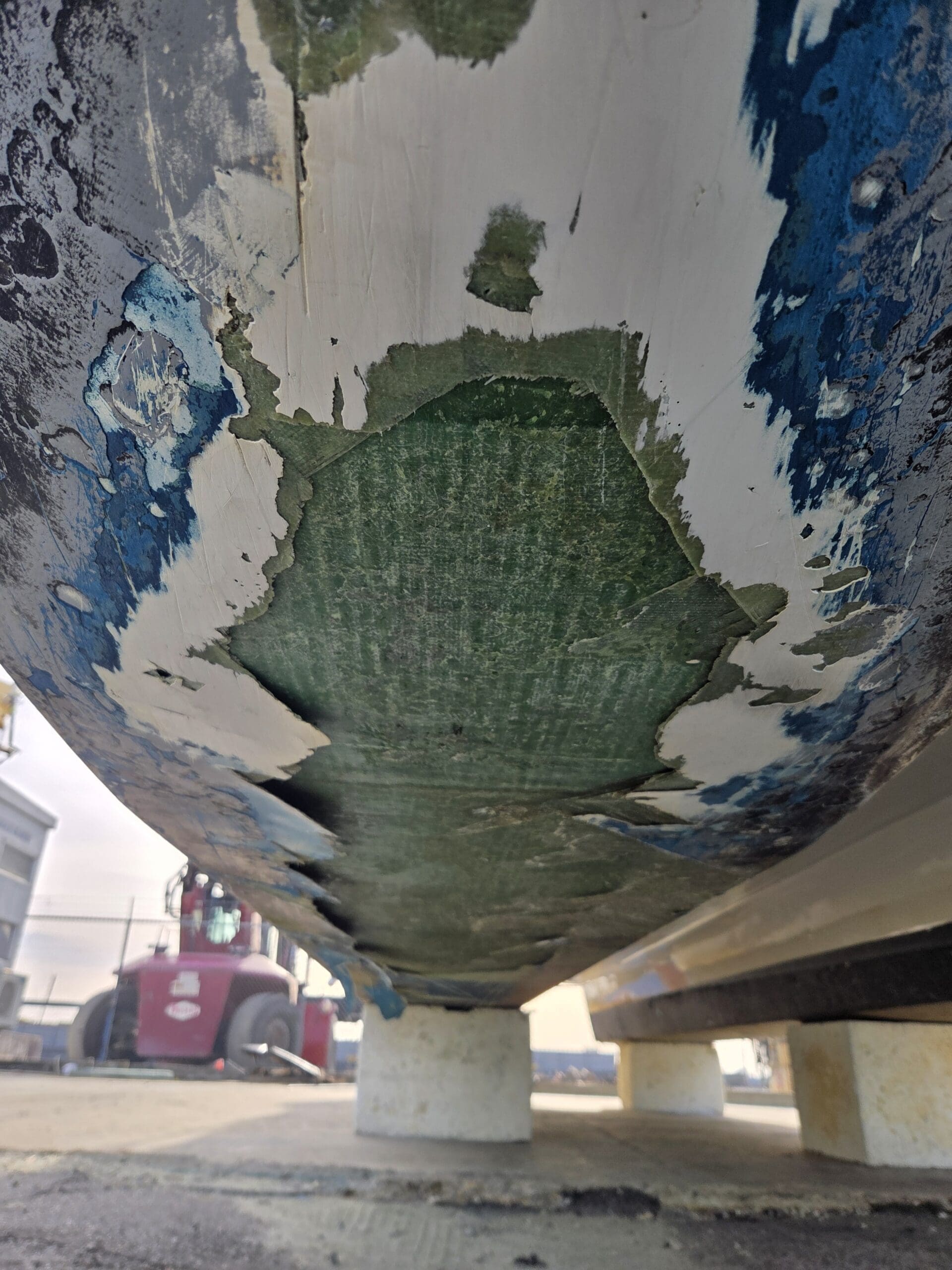 delaminated catamaran boat hull