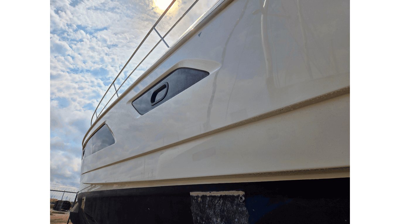 catamaran hull after boat detail